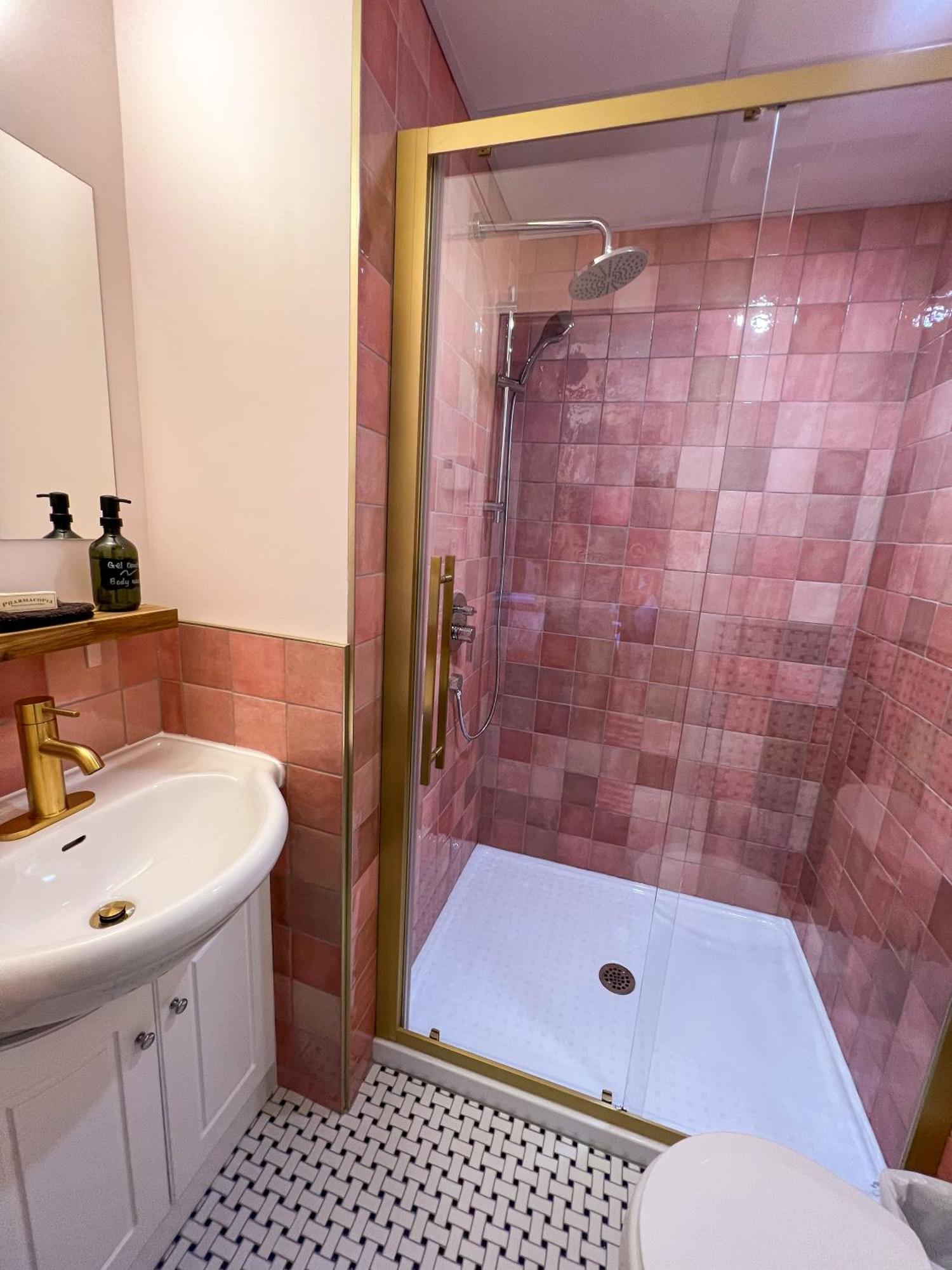 Auberge La Rosepierre Bistro Henri Grandes-Bergeronnes Dış mekan fotoğraf